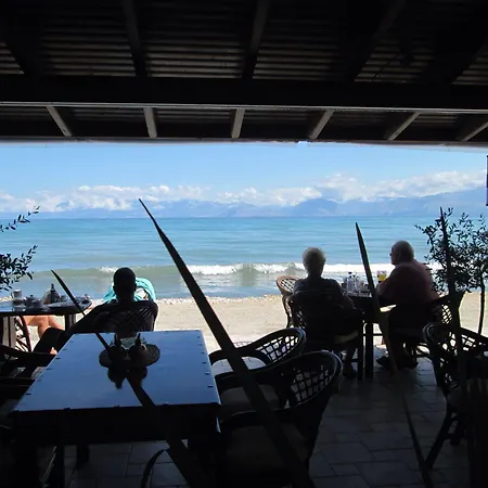 Lejlighedshotel Ninos On The Roda (Corfu)